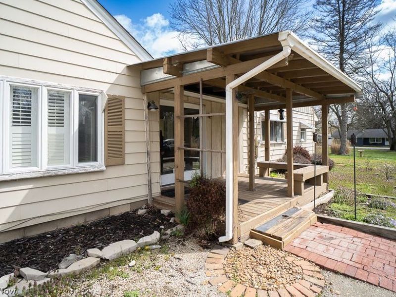 848 Schocalog Road , Akron, OH 44320 Photo 3