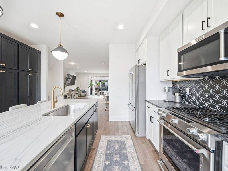 2267 W 19th Street , Cleveland, OH 44113 Photo 17