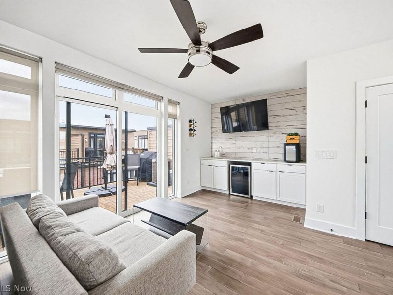 2267 W 19th Street , Cleveland, OH 44113 Photo 28