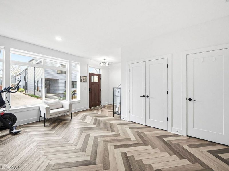 2267 W 19th Street , Cleveland, OH 44113 Photo 4