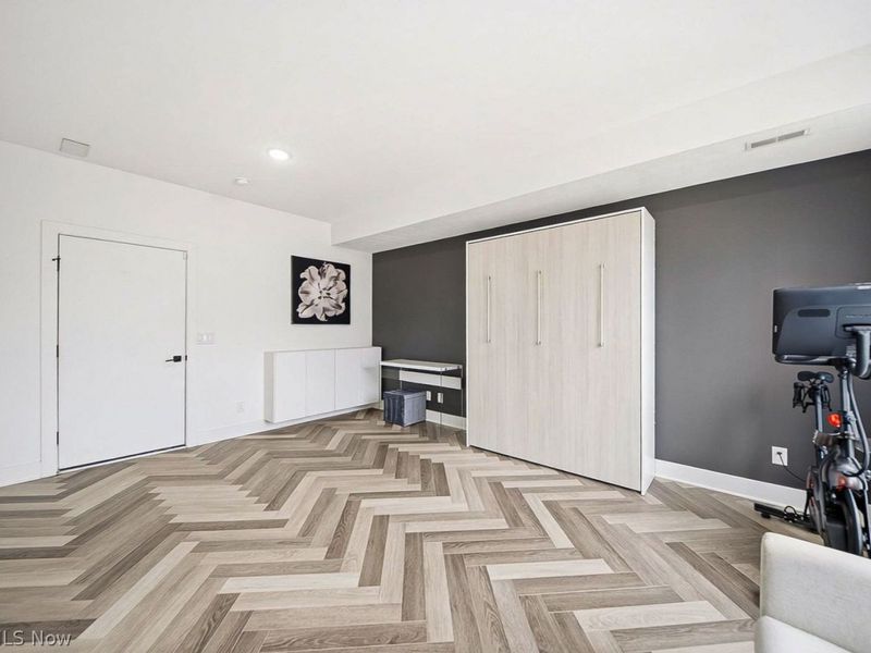 2267 W 19th Street , Cleveland, OH 44113 Photo 5