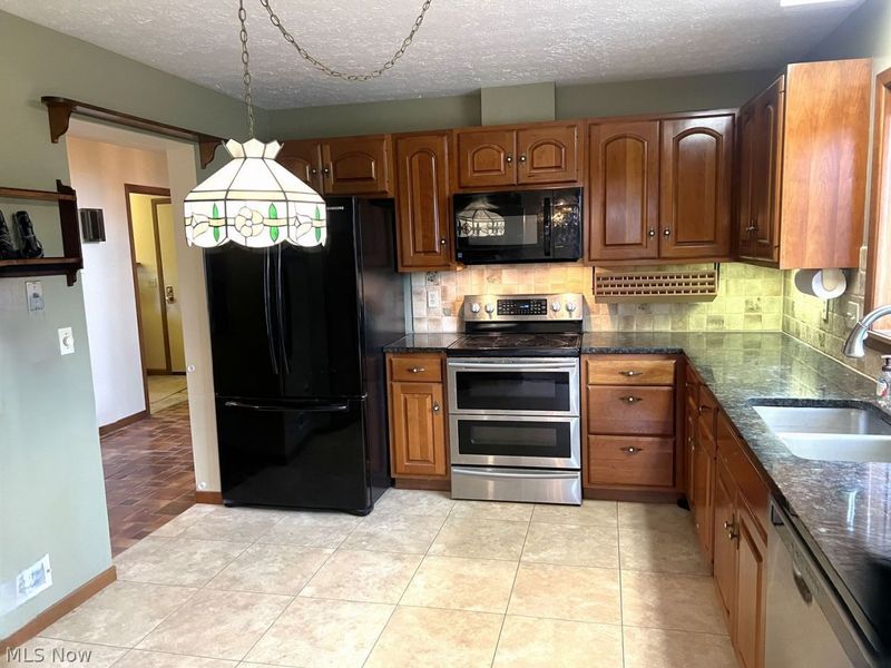 11351 Villa Grande Drive, North Royalton, OH 44133 Photo 6