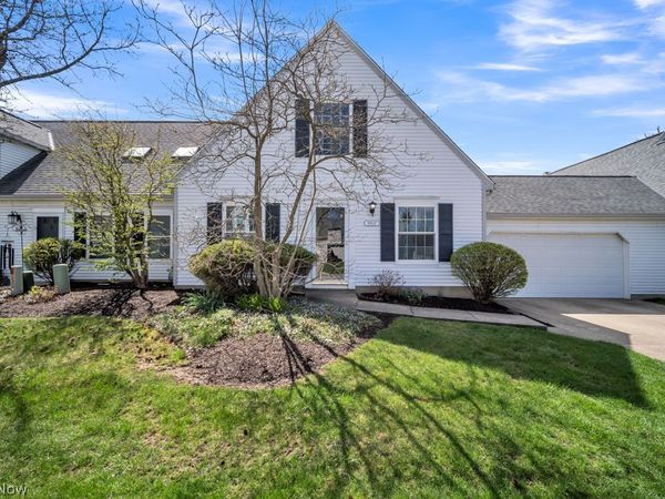 19537 Lymans Lane , Unit 53, Strongsville, OH 44149