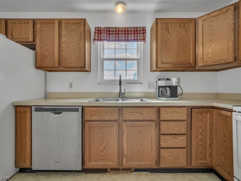 19537 Lymans Lane, Unit 53, Strongsville, OH 44149 Photo 11