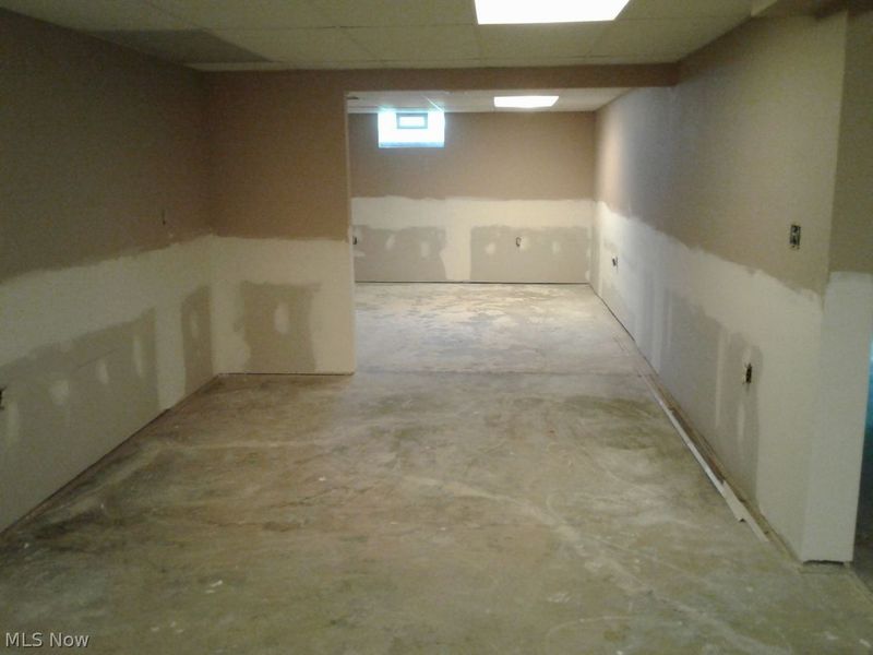 2708 Robinhood Drive , Lorain, OH 44053 Photo 20