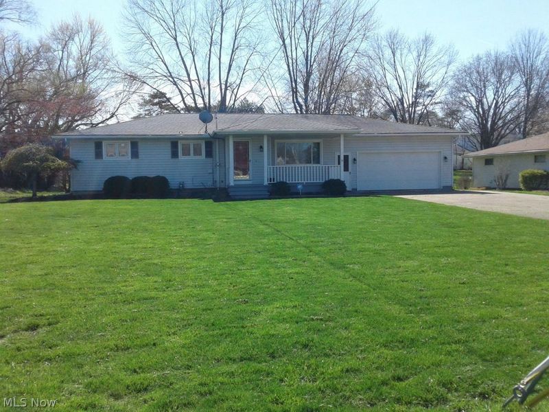 2708 Robinhood Drive , Lorain, OH 44053 Photo 6