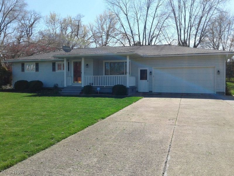 2708 Robinhood Drive , Lorain, OH 44053 Photo 7