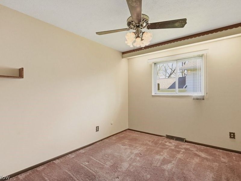16155 Canterbury Drive, Strongsville, OH 44136 Photo 16