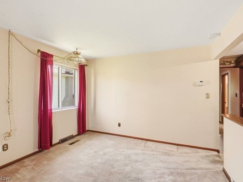 16155 Canterbury Drive, Strongsville, OH 44136 Photo 6