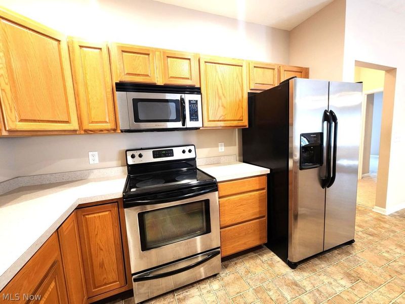 139 Richmond Court, Unit 46, Elyria, OH 44035 Photo 13