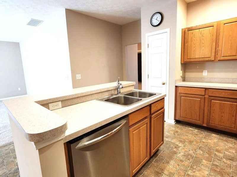 139 Richmond Court, Unit 46, Elyria, OH 44035 Photo 15