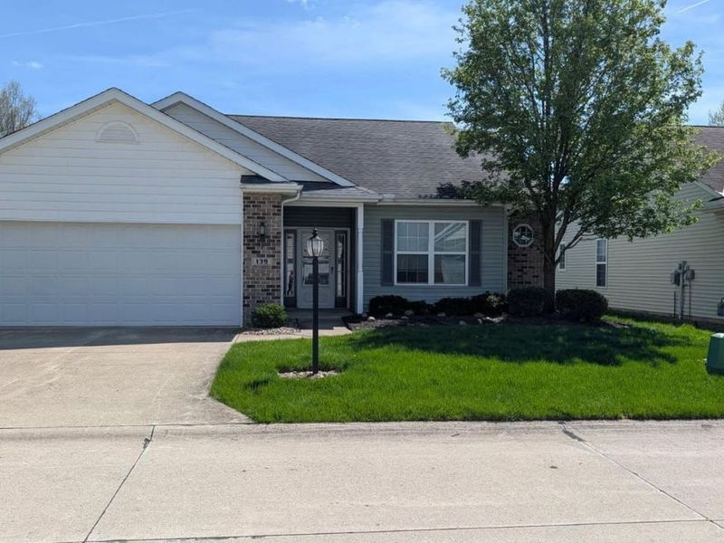 139 Richmond Court, Unit 46, Elyria, OH 44035 Photo 2