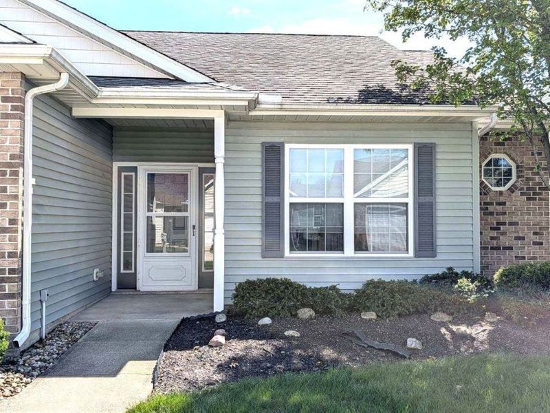 139 Richmond Court, Unit 46, Elyria, OH 44035 Photo 3