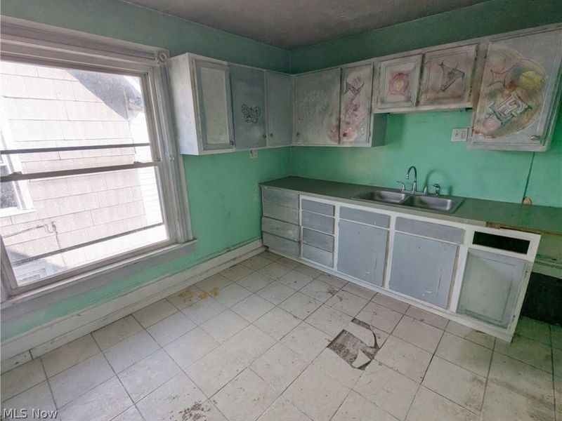 406 Hazlett Avenue NW, Canton, OH 44708 Photo 11