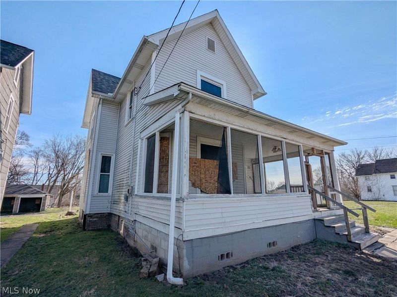 406 Hazlett Avenue NW, Canton, OH 44708 Photo 2