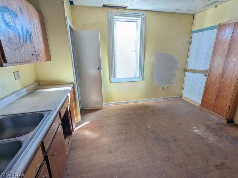 406 Hazlett Avenue NW, Canton, OH 44708 Photo 7