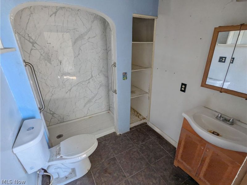 406 Hazlett Avenue NW, Canton, OH 44708 Photo 8