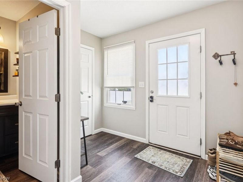 178 Como Street , Struthers, OH 44471 Photo 13