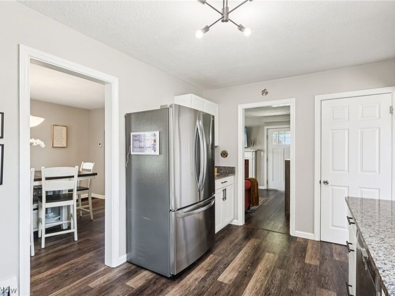 178 Como Street , Struthers, OH 44471 Photo 7