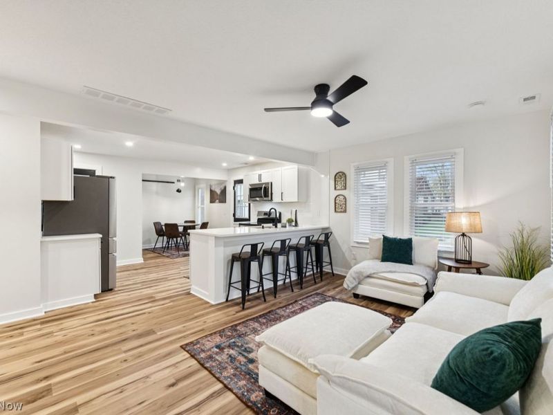 1233 State Street , Vermilion, OH 44089 Photo 2