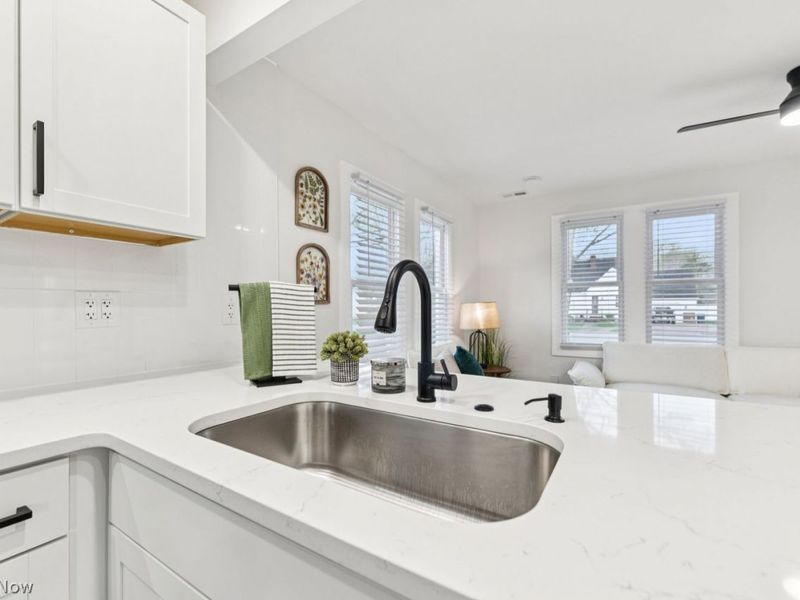 1233 State Street , Vermilion, OH 44089 Photo 5