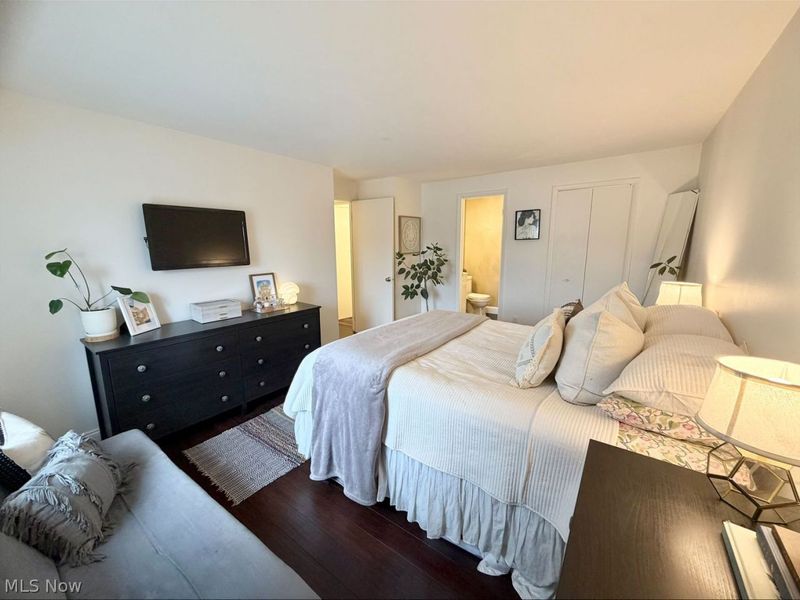 9650 Cove Drive, Unit F10, North Royalton, OH 44133 Photo 13