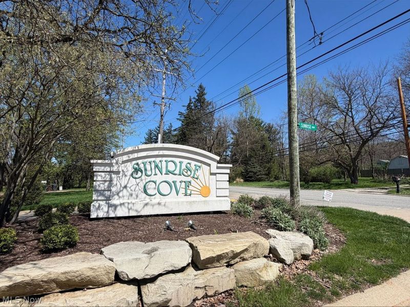 9650 Cove Drive, Unit F10, North Royalton, OH 44133 Photo 20