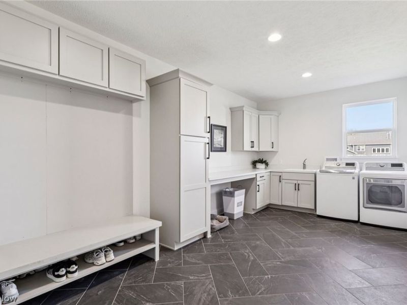 530 S Port Drive , Avon Lake, OH 44012 Photo 22