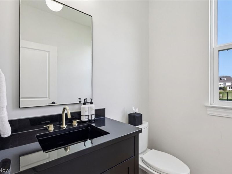 530 S Port Drive , Avon Lake, OH 44012 Photo 36