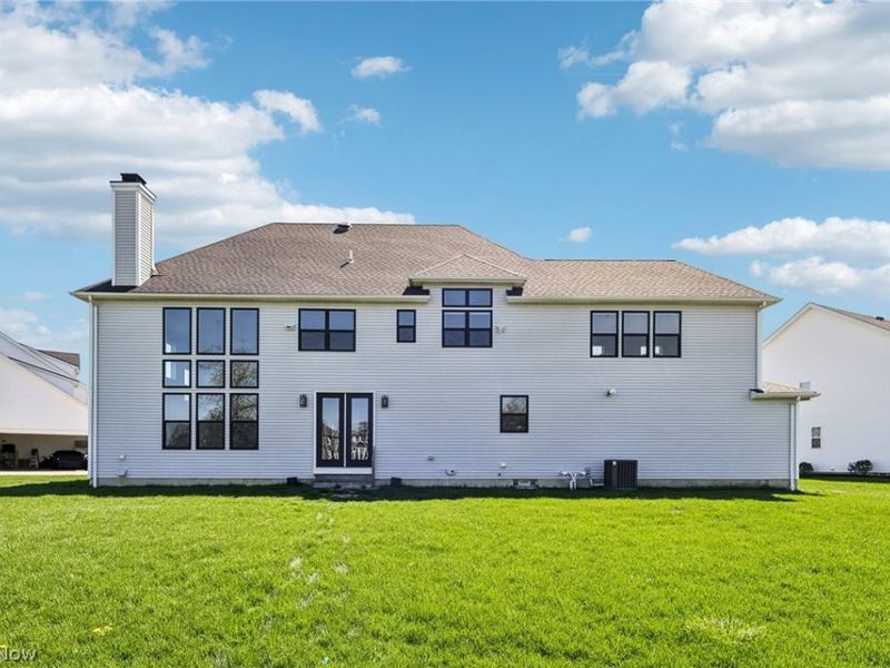 530 S Port Drive , Avon Lake, OH 44012 Photo 47