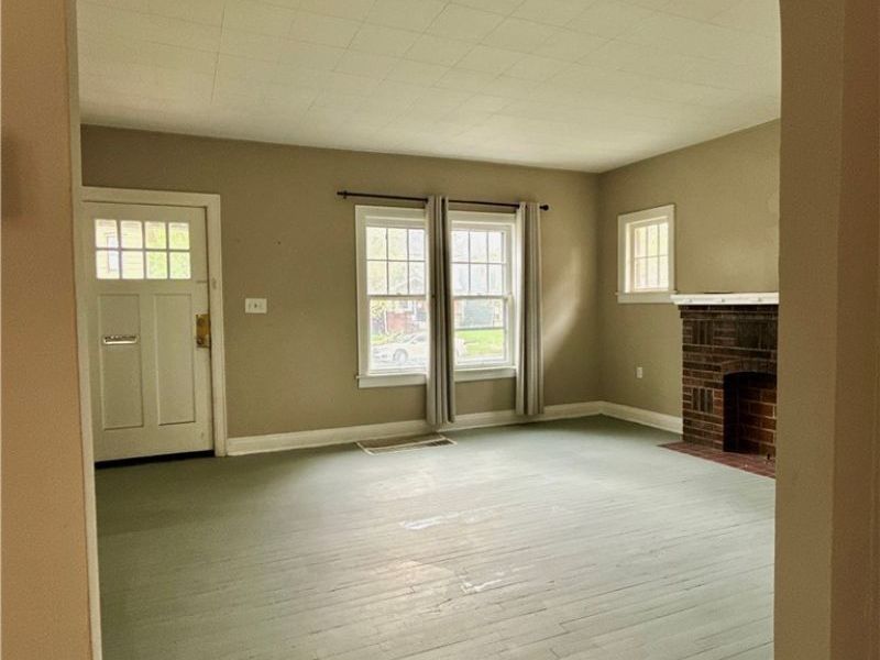 343 4th Street, Elyria, OH 44035 Photo 3