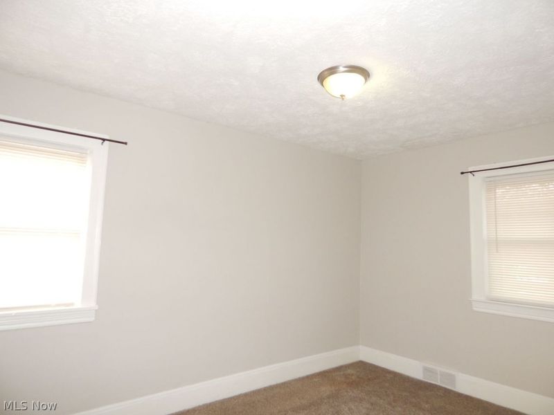 20330 S Lake Shore Boulevard, Euclid, OH 44123 Photo 15