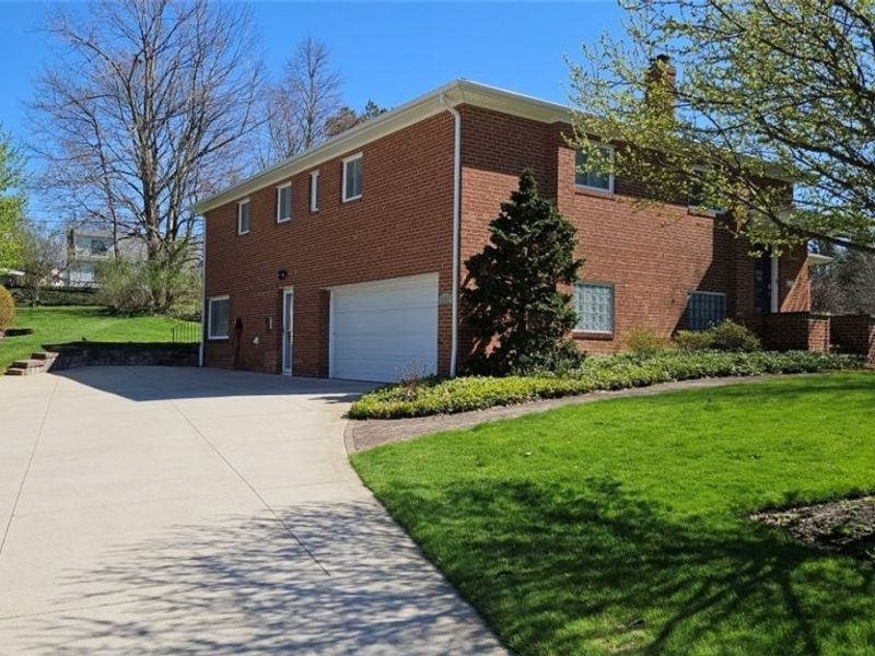 2157 Lyndway Road, Beachwood, OH 44122 Photo 2