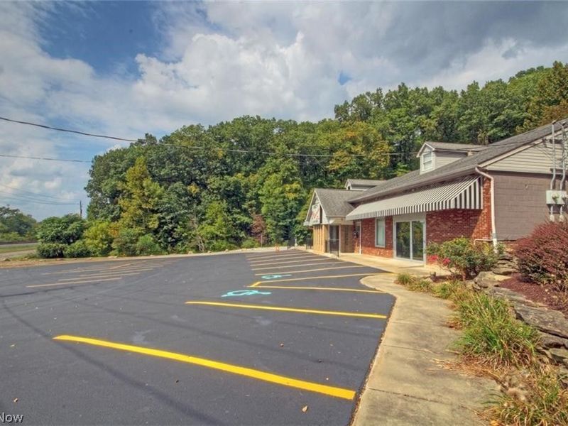 3404 New Castle Road, Lowellville, OH 44436 Photo 2