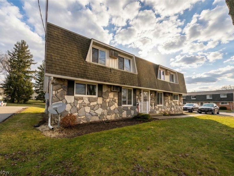 325 Noble Street W, East Canton, OH 44730 Photo 9