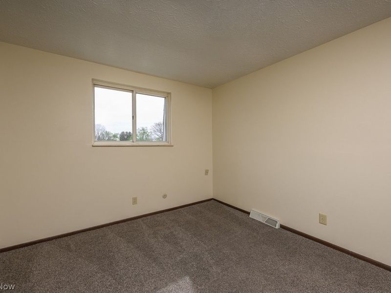 320 Harding Avenue NW, Massillon, OH 44646 Photo 11