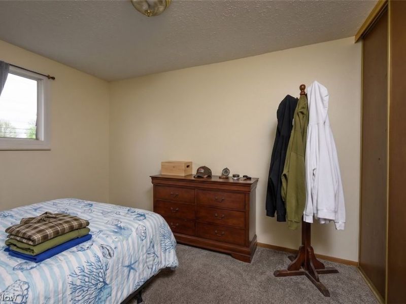 403 Noble Street W, East Canton, OH 44730 Photo 6