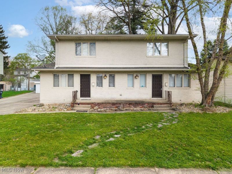 1655-1657 Tanglewood Drive, Akron, OH 44313 Photo 1