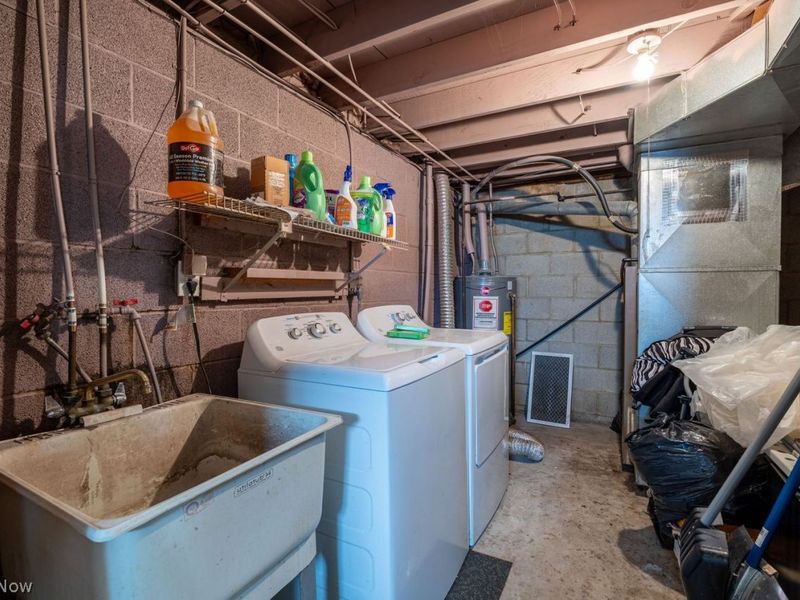 1655-1657 Tanglewood Drive, Akron, OH 44313 Photo 11