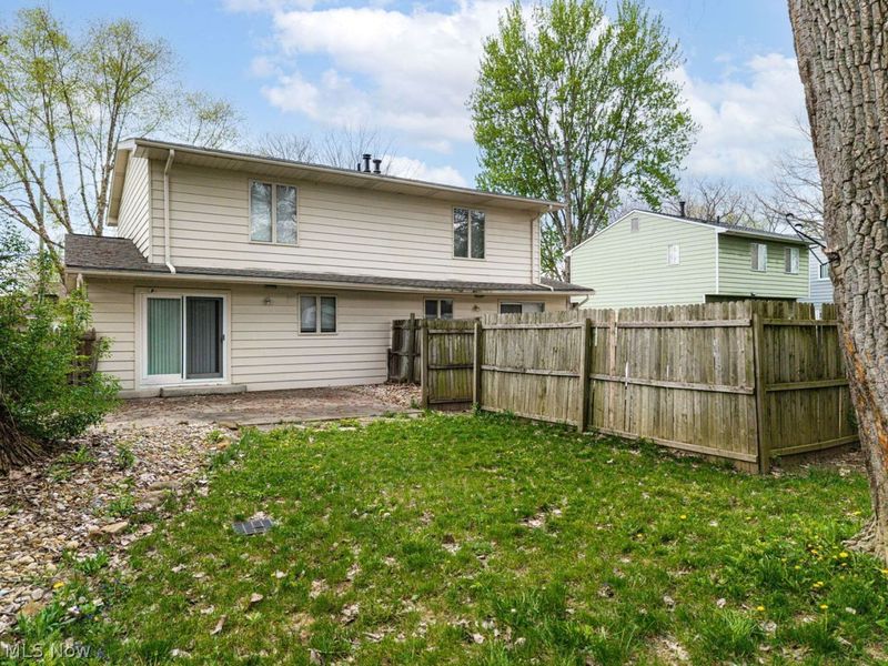 1655-1657 Tanglewood Drive, Akron, OH 44313 Photo 20