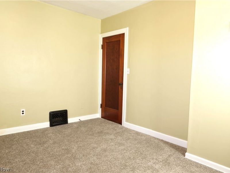 412 Alexander Avenue , Lorain, OH 44052 Photo 16