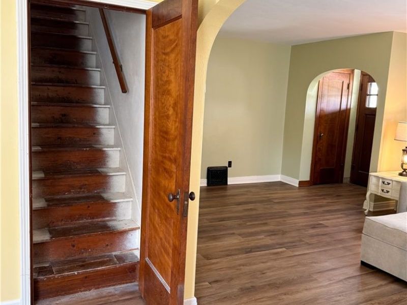 412 Alexander Avenue , Lorain, OH 44052 Photo 8