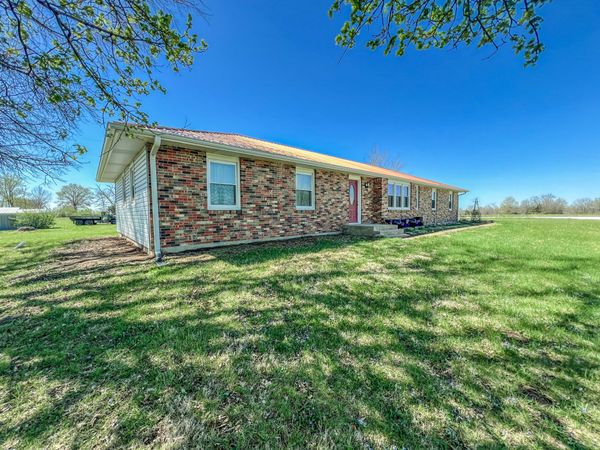 18446 Monroe Road 875 , Paris, MO 65275