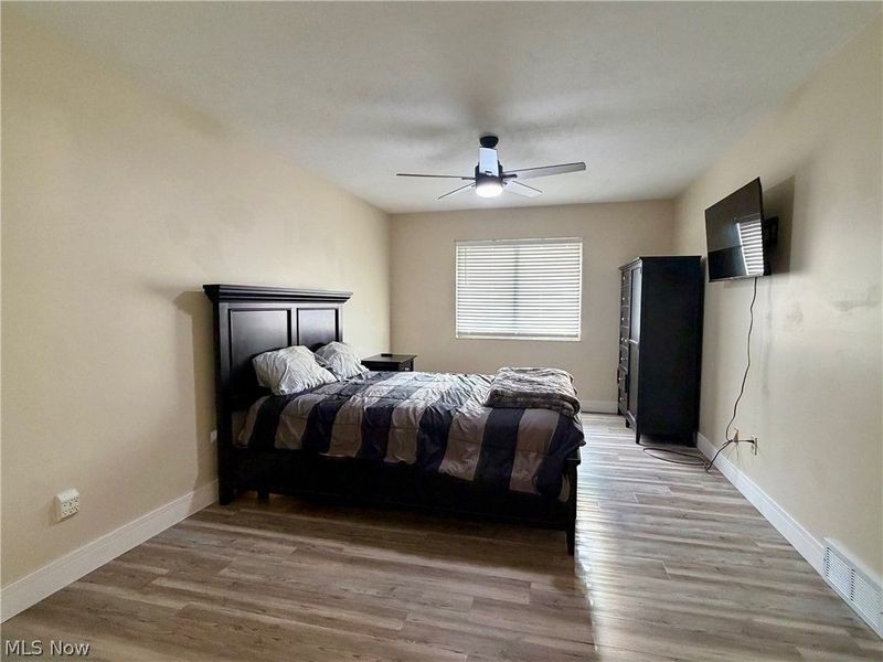 7177 N Churchill Place, Concord Township, OH 44077 Photo 11