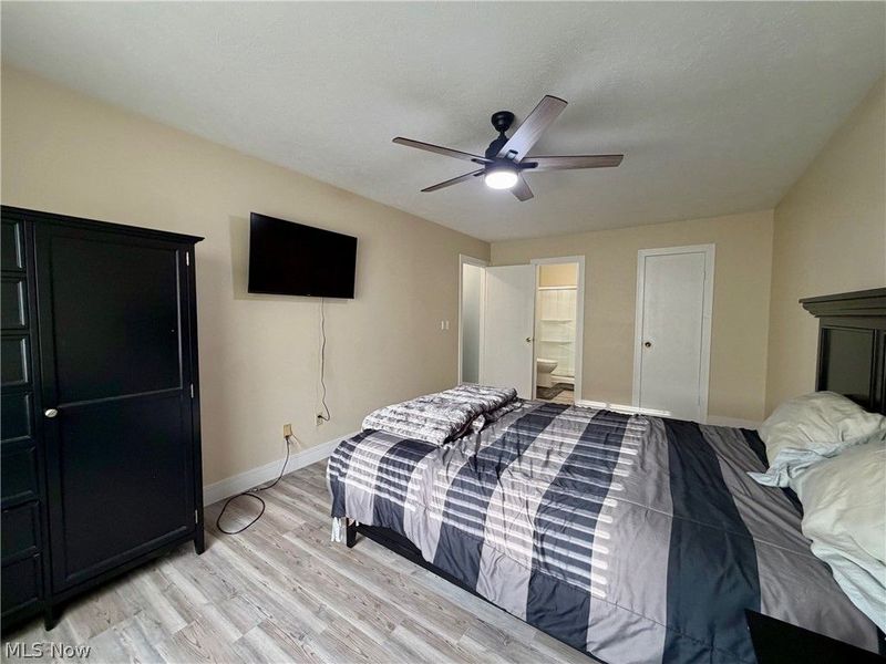 7177 N Churchill Place, Concord Township, OH 44077 Photo 12