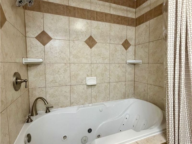 7177 N Churchill Place, Concord Township, OH 44077 Photo 18