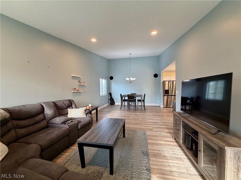 7177 N Churchill Place, Concord Township, OH 44077 Photo 3