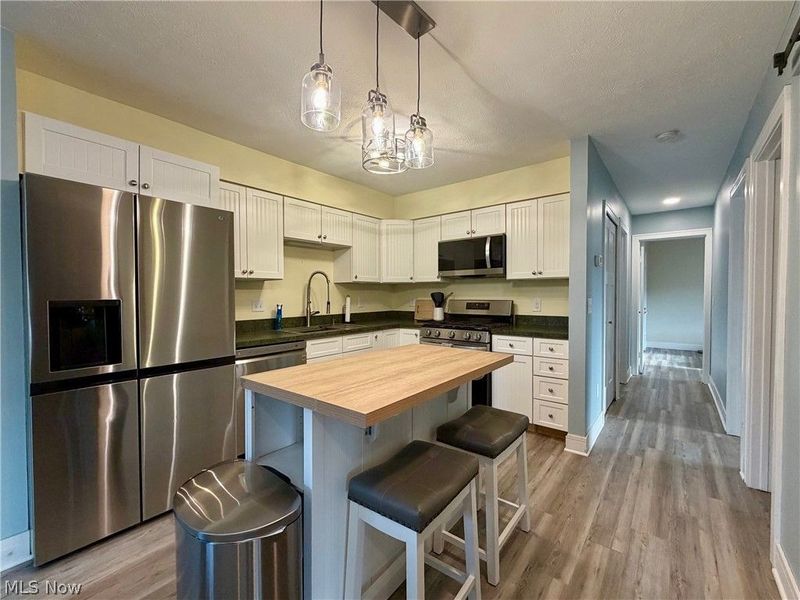 7177 N Churchill Place, Concord Township, OH 44077 Photo 9