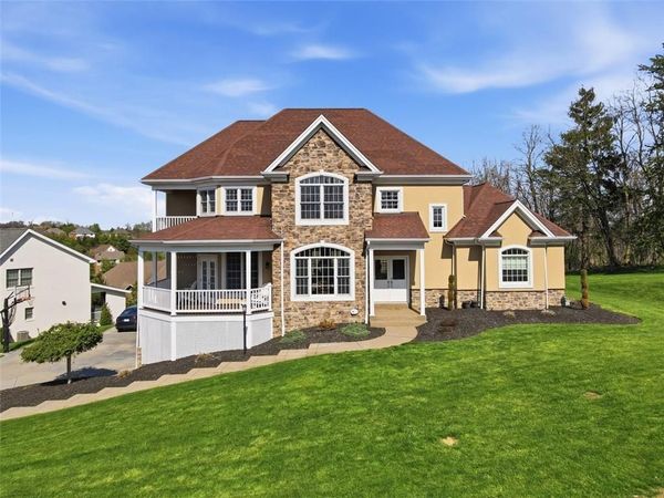 1272 McEwen Rd, Canonsburg, PA 15317