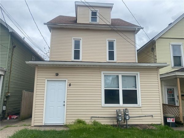8 S Good St , Unit 2, Jeannette, PA 15644